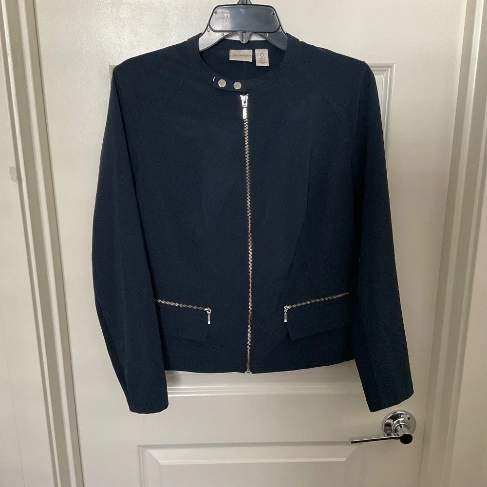 Zenergy by Chico’s Navy Blue Full Zip Lighweight Jacket - Size 0‎ (Small)